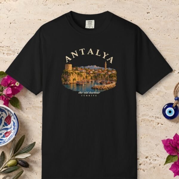 The Old Harbor Tee