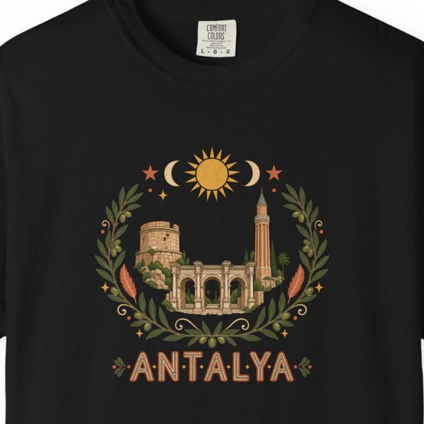 Tower and Gate Wreath Tee