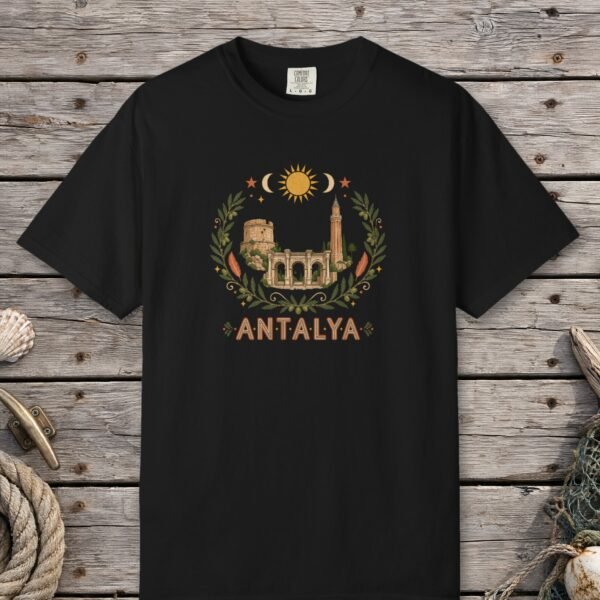 Tower and Gate Wreath Tee