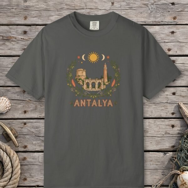 Tower and Gate Wreath Tee